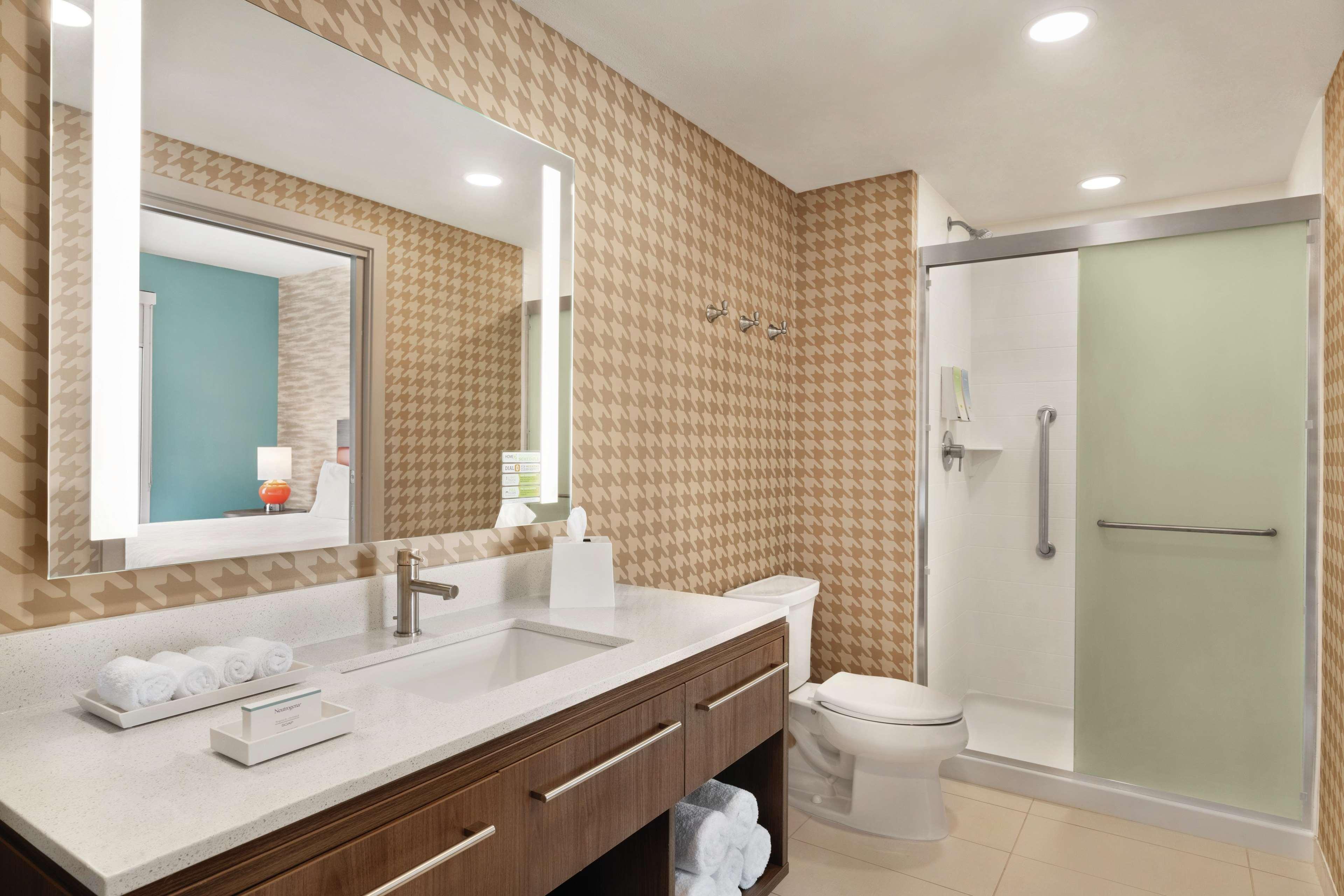 Home2 Suites By Hilton Lancaster Rohrerstown Buitenkant foto